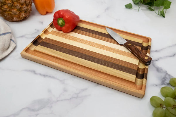 Dickinson Woodworking - Cutting Board with Groove - Medium #510-G