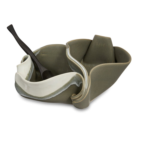 Hilborn Pottery - Pistachio Dish (Grey & White)